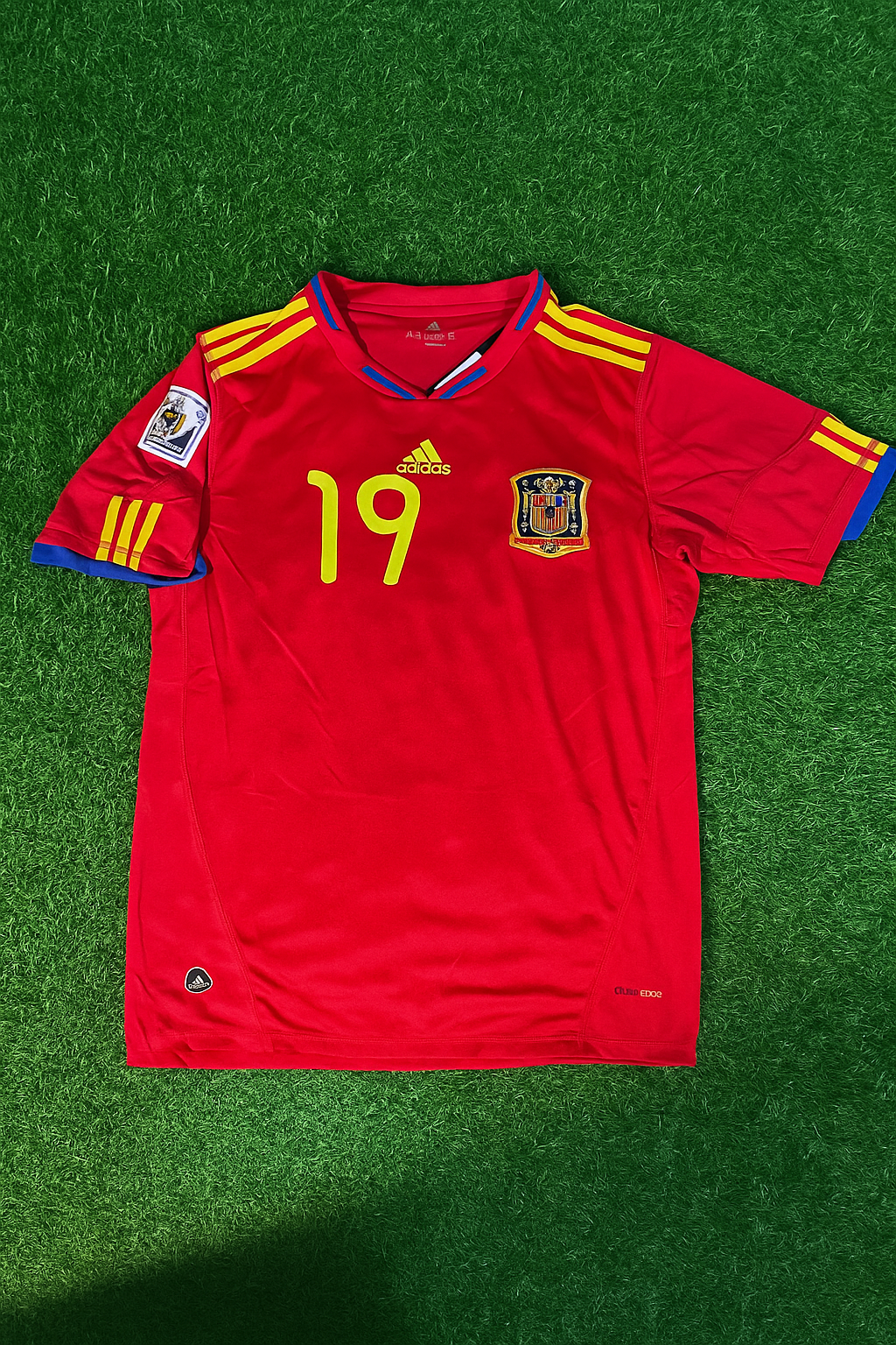 2010 Spain World Cup Lamine Yamal 19 Retro Football Jersey – Front View