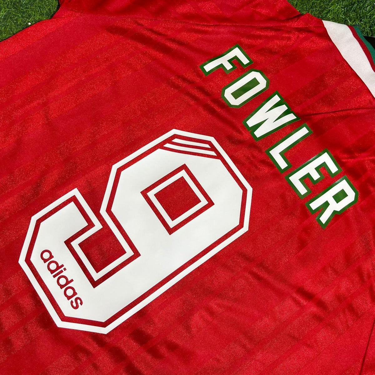 Liverpool Long Sleeve Retro Kit Jersey – Robbie Fowler – Detailed View
