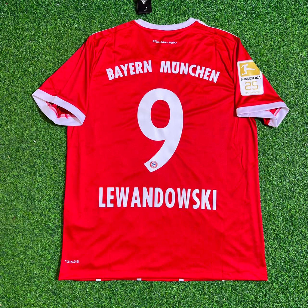Bayern Munich 2017-2018 Retro Home Jersey – Robert Lewandowski – Back View