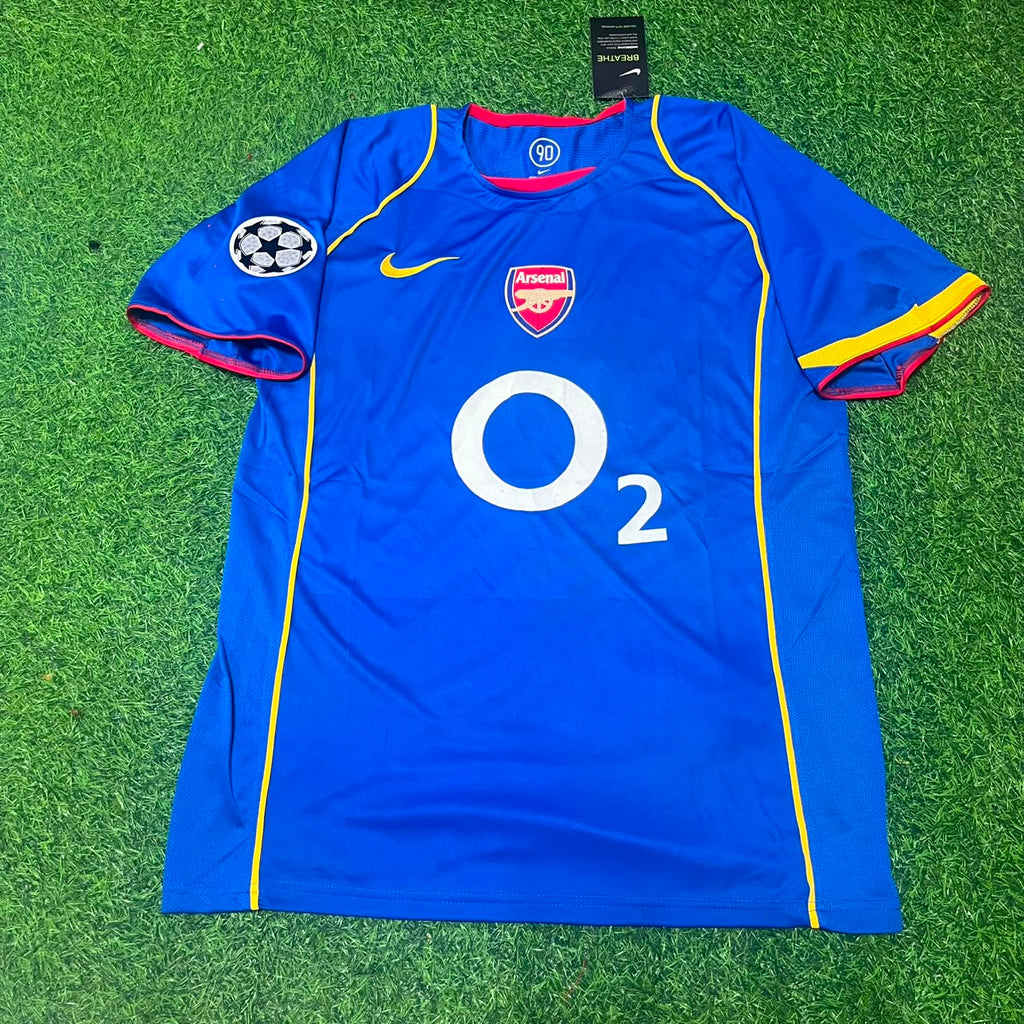 2004/05 Robert Pires Arsenal Blue Retro Football Jersey – Front View