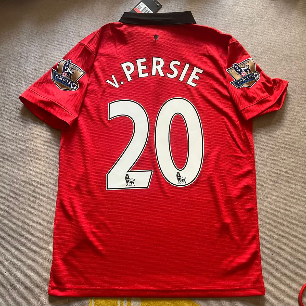 Robin van Persie Manchester United Retro Jesey – Back View