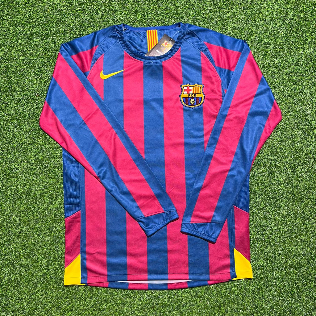 2005/06 Ronaldinho #10 Barcelona Long Sleeve Retro Football Jersey – Front View