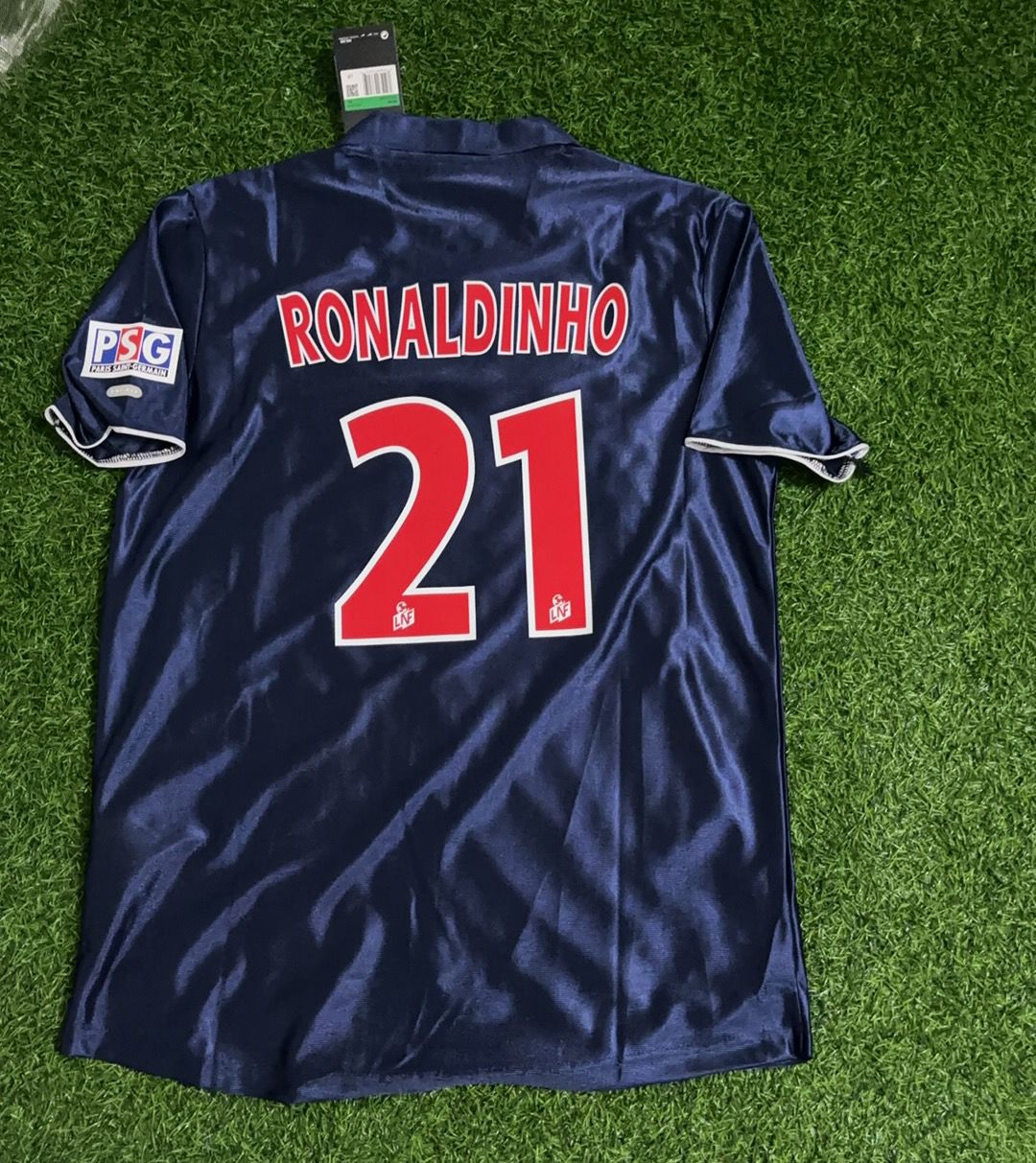 2001 Ronaldinho Gaucho Retro Black Football Jersey Collection – Back View