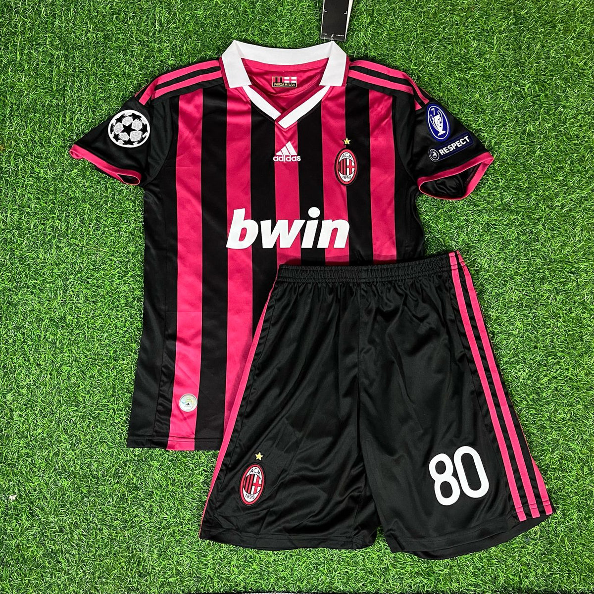 2009/10 Ronaldinho #10 AC Milan Retro Football Jersey – Front View