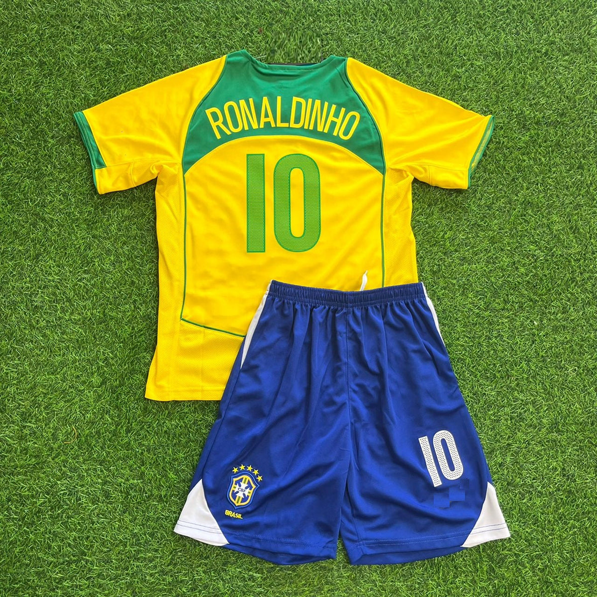 Ronaldinho Brazil 2004–2006 Retro Kids Football Jersey – Back View