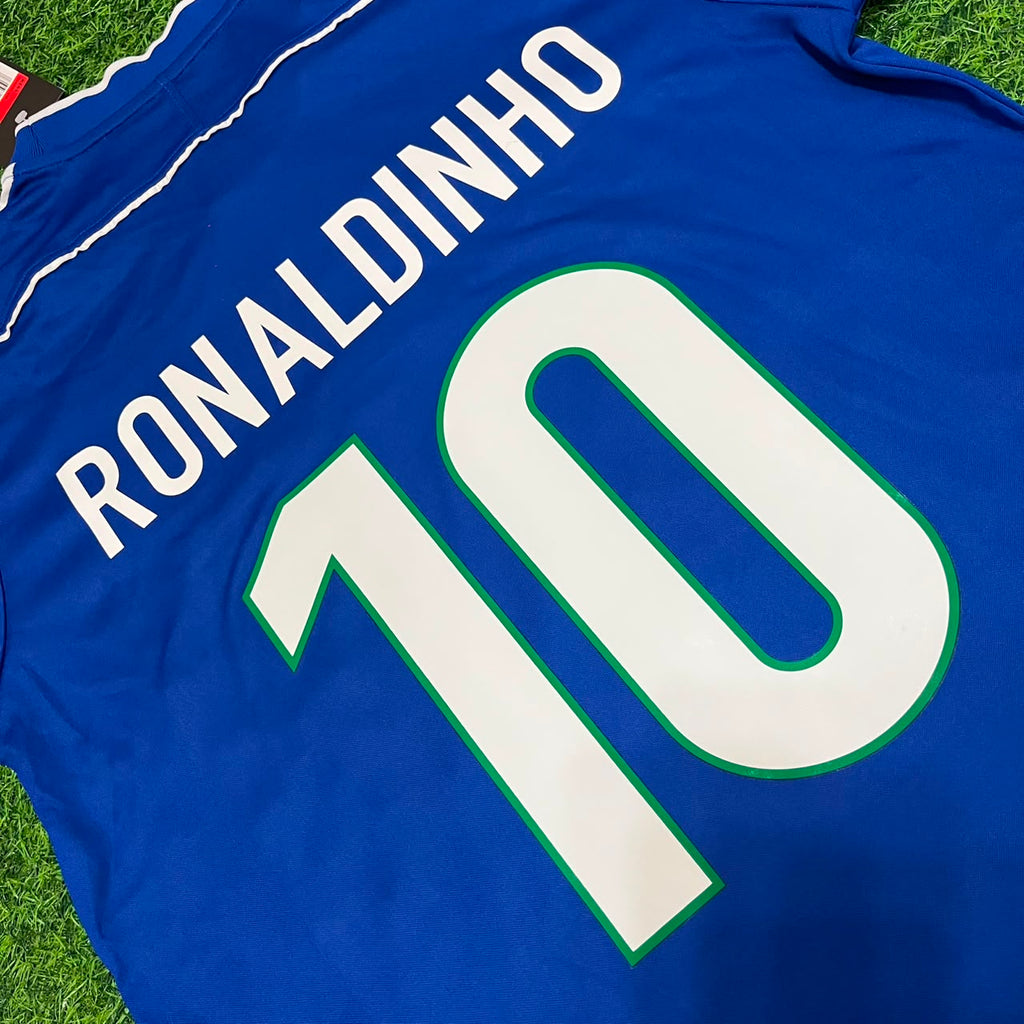 Ronaldinho Brazil Retro Football Jersey – Detailed View