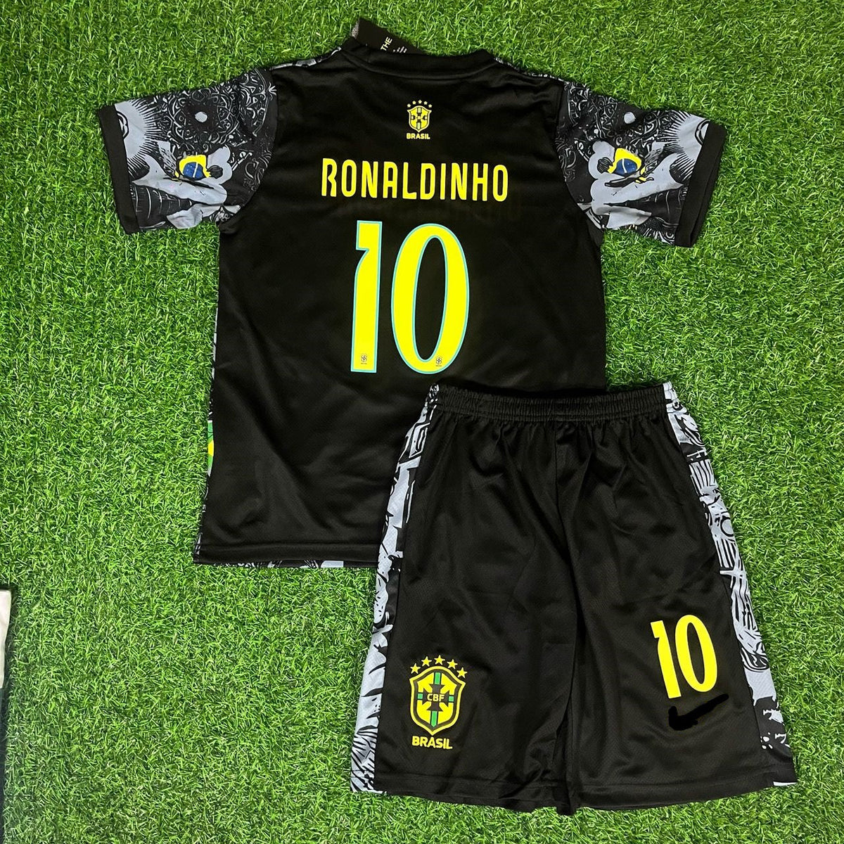 Ronaldinho Gaucho Brazil Black Kids Retro Football Jersey Set – Back View