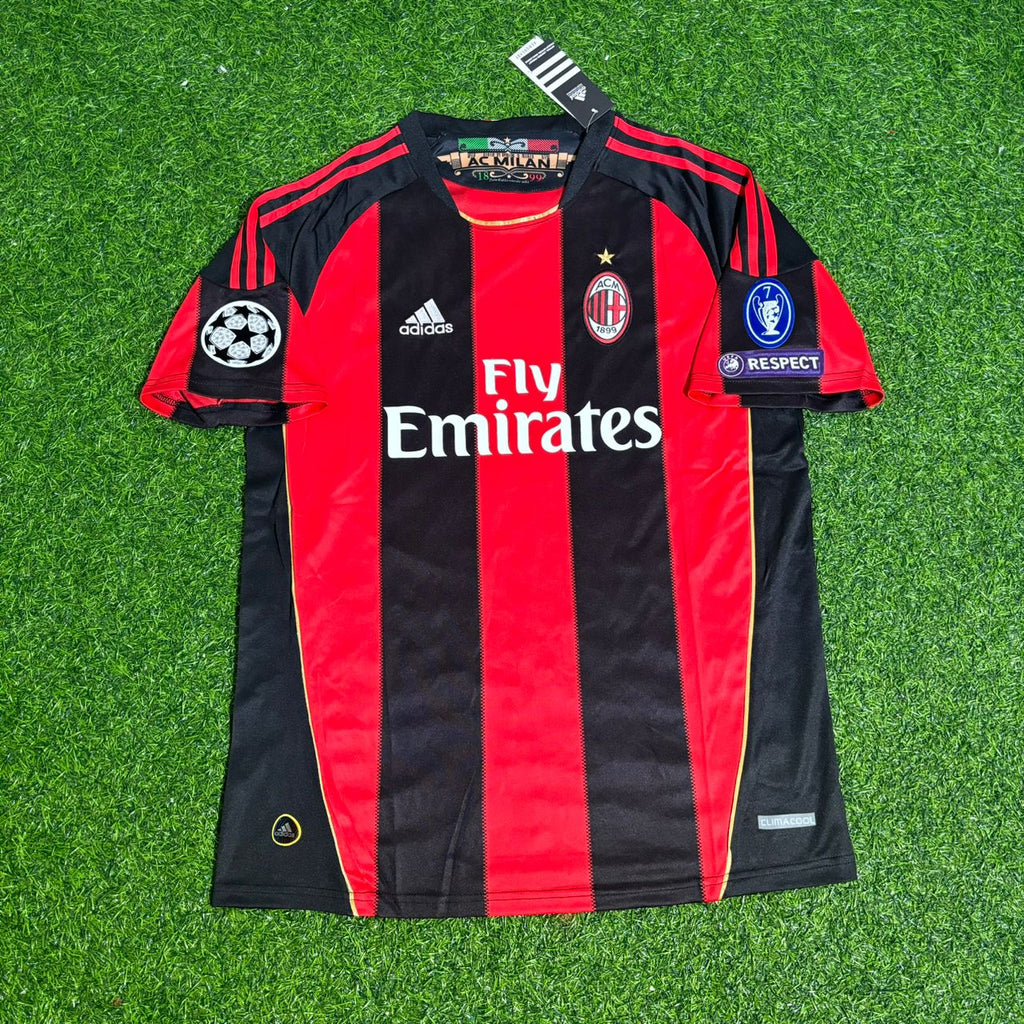 2010/11 Antonio Cassano 99 - Milan Home Retro Football Jersey – Front View
