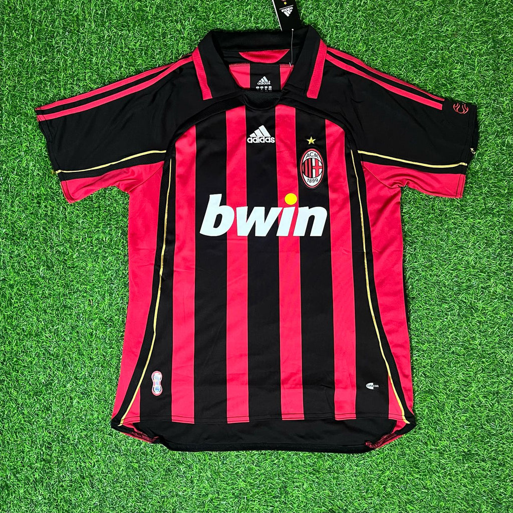 2008/09 Ronaldinho Gaúcho 80 Milan Home Retro Football Jersey – Front View