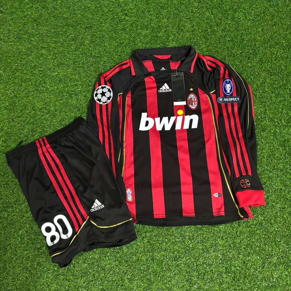Ronaldinho Gaúcho AC Milan 2009 Home Long Sleeve Retro Football Jersey – Front View