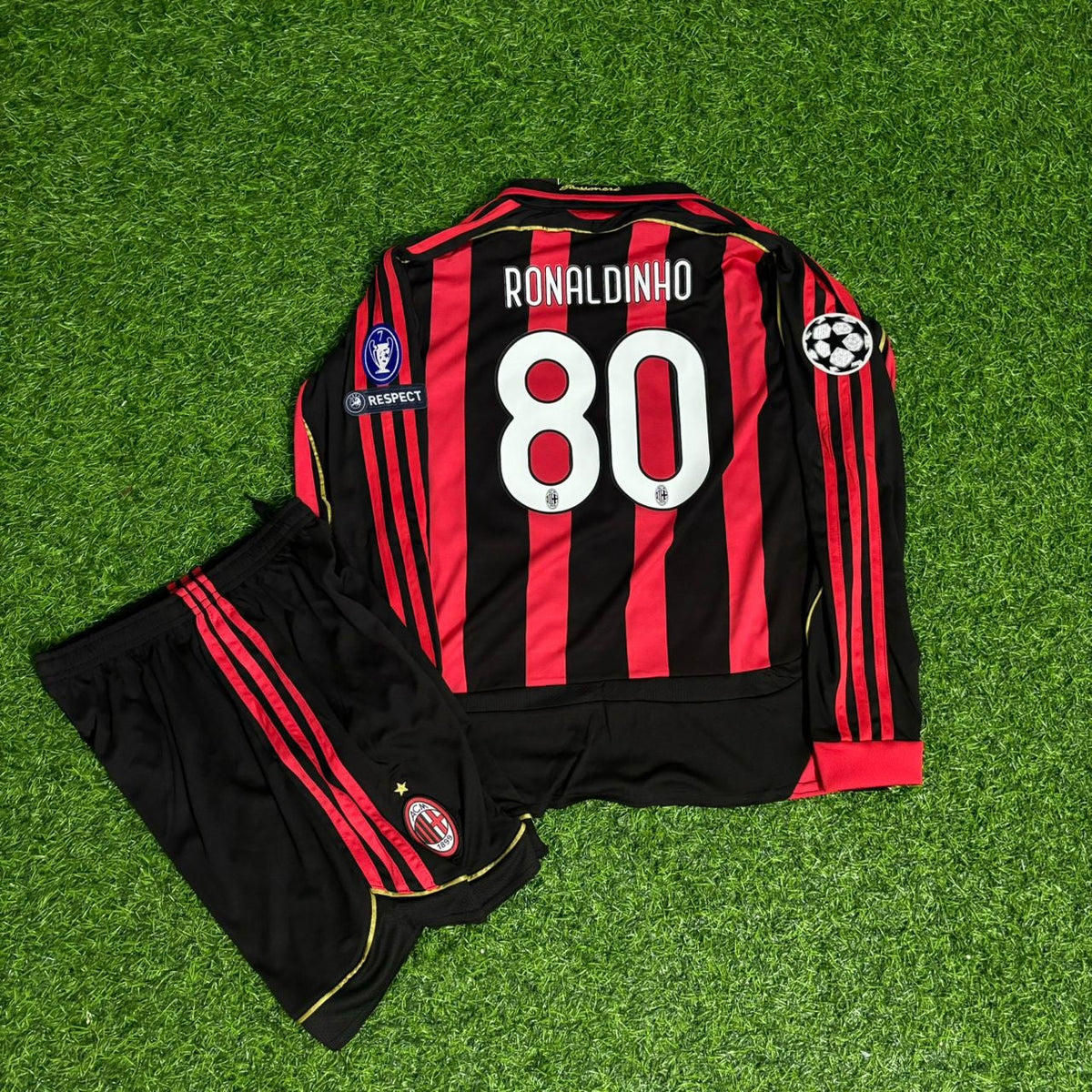 Ronaldinho Gaúcho AC Milan 2009 Home Long Sleeve Retro Football Jersey – Back View