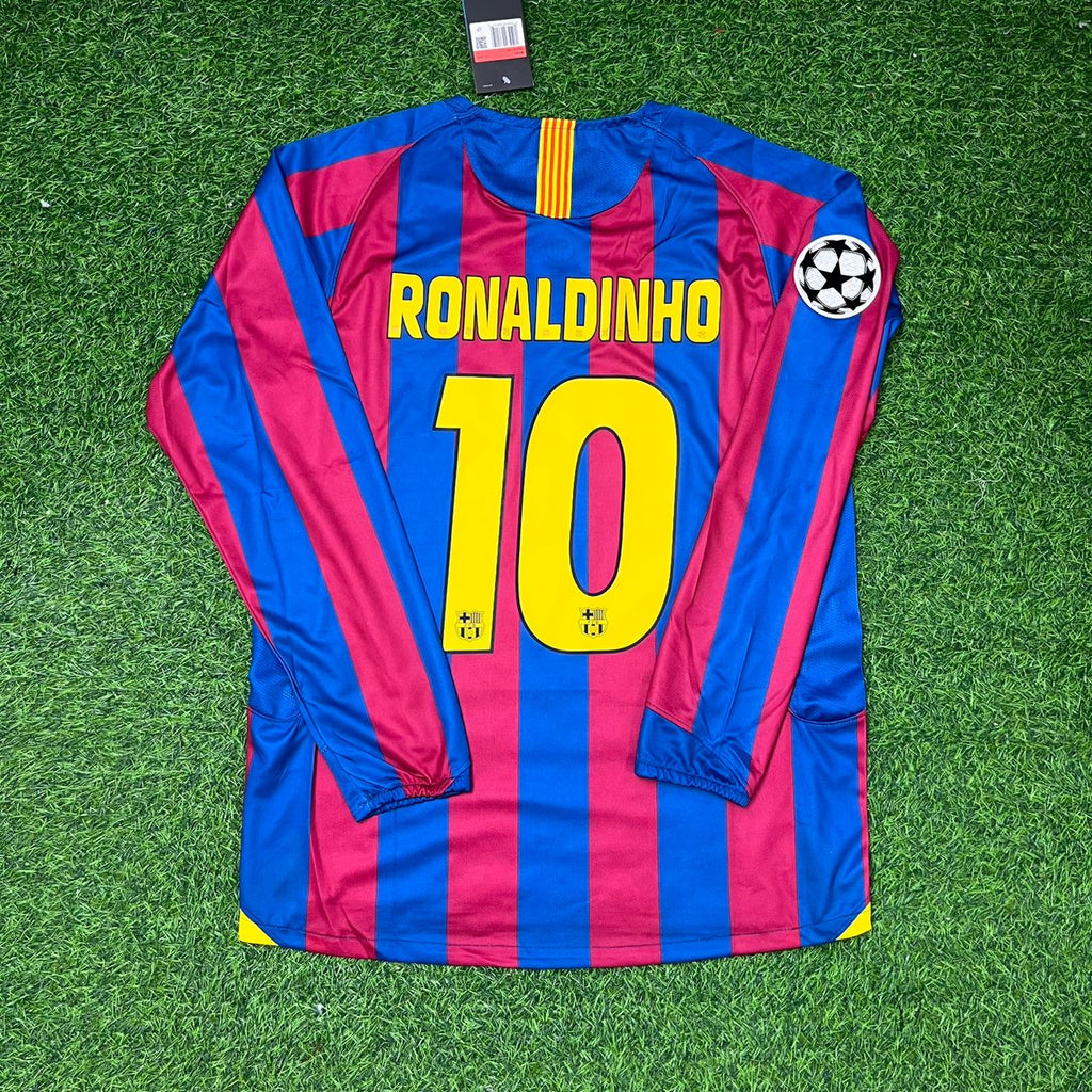 Ronaldinho Gaúcho Barcelona 2005-2006 Retro Football Jersey – Back View