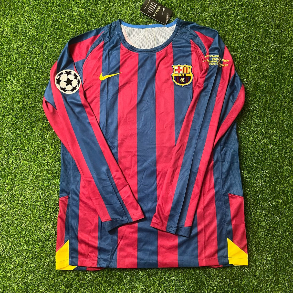 Ronaldinho Gaucho 10 – Barcelona 2006 Final Retro Long Sleeve Football Jersey – | | – Front View