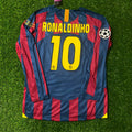 Ronaldinho Gaucho 10 – Barcelona 2006 CL Final Retro Long Sleeve Football Jersey – Back View