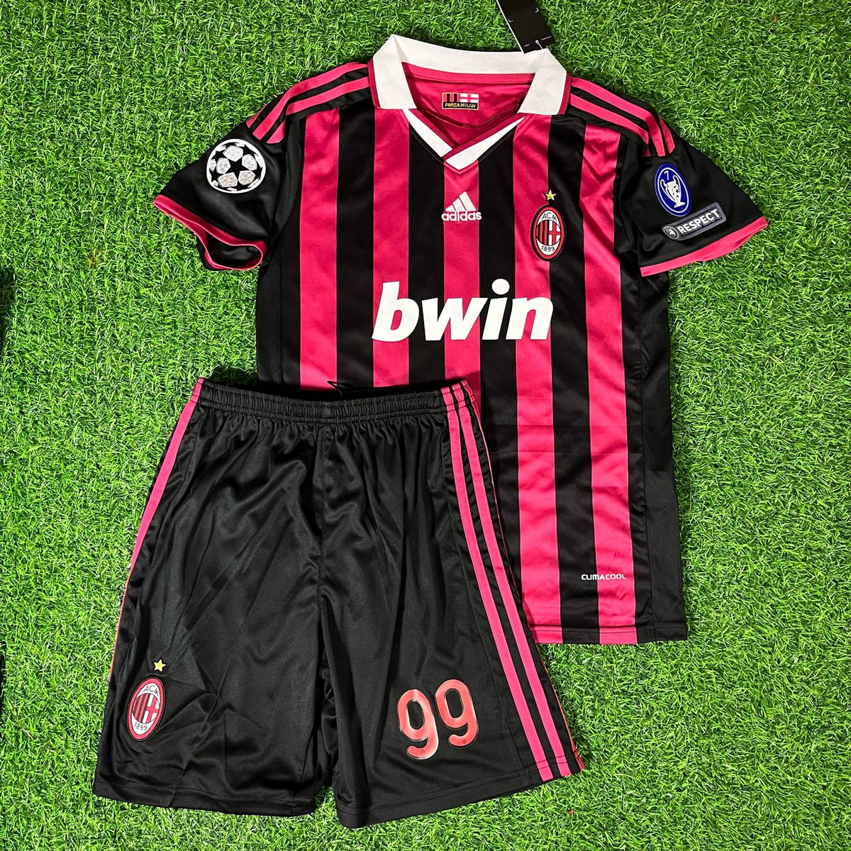 2009 Ronaldo Nazário 99 AC Milan 2011 Retro Kids Kit Set Kindertrui – Front View