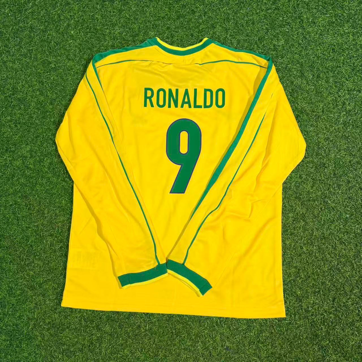 1998 Ronaldo Nazario Brazil Kids Long Sleeve Retro Football Jersey – Detailed View