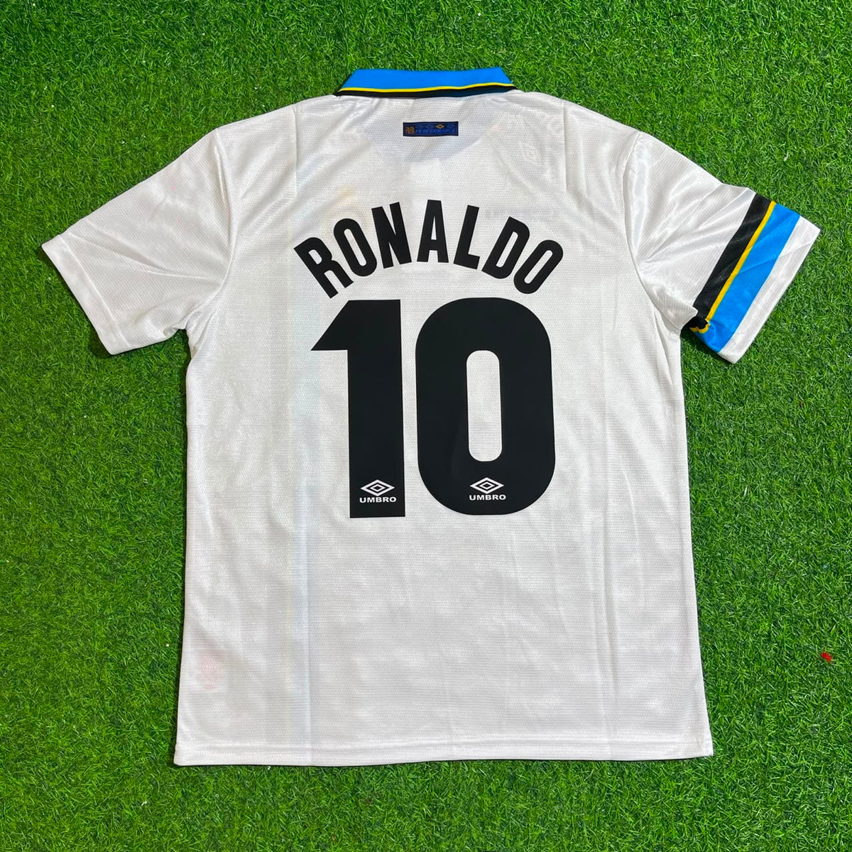 Ronaldo Nazario Inter 1997/98 Away Retro Football Jersey – Back View