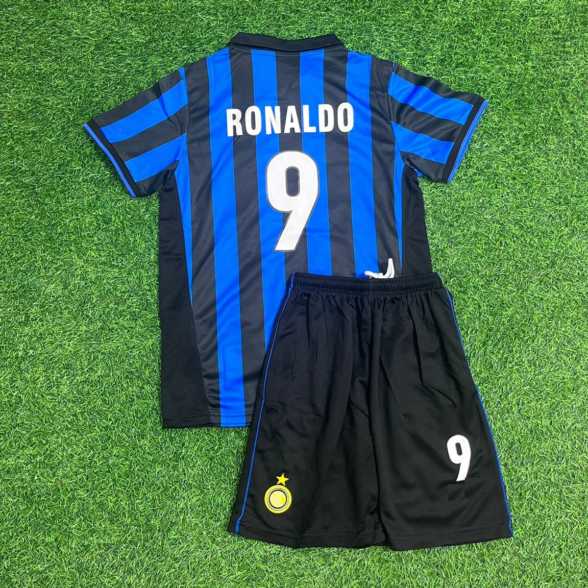 Ronaldo Nazario El Fenomeno R9 - Inter Retro Kids Football Jersey – Back View