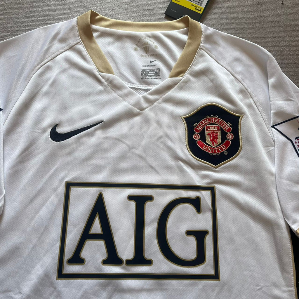 Cristiano Ronaldo #cr7 Manchester United 2006/07 White Jersey – Detailed View