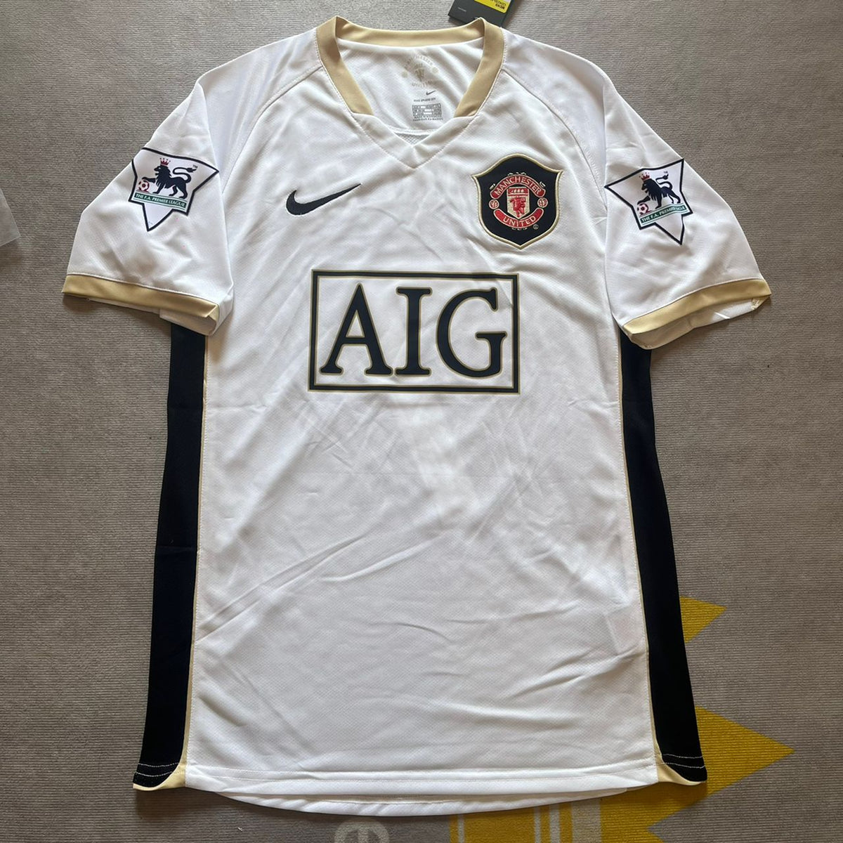 Cristiano Ronaldo #cr7 Manchester United 2006/07 White Jersey – Front View