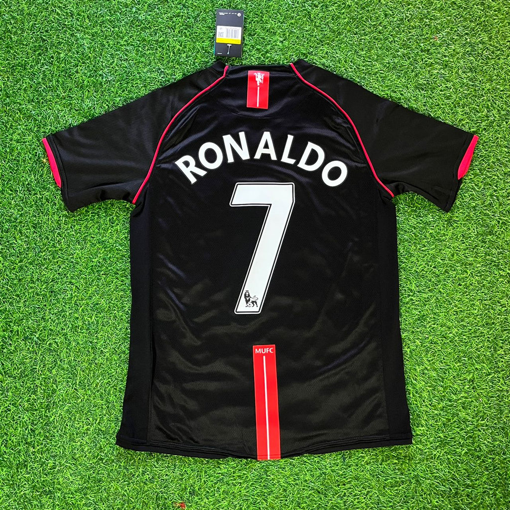 Cristiano Ronaldo Manchester United 2007-2008 Black Retro Jersey – Back View