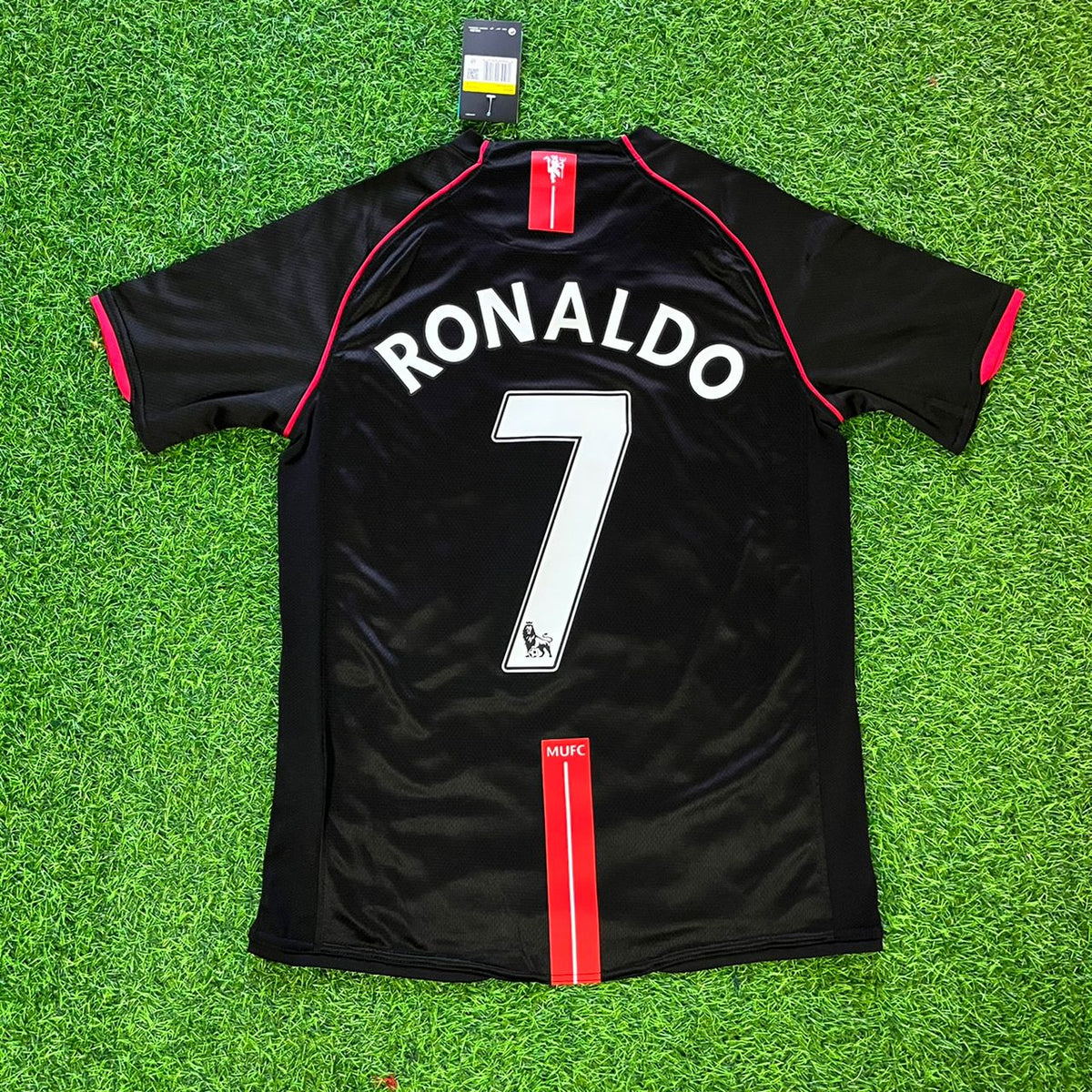 Cristiano Ronaldo Manchester United 2007-2008 Black Retro Jersey – Back View