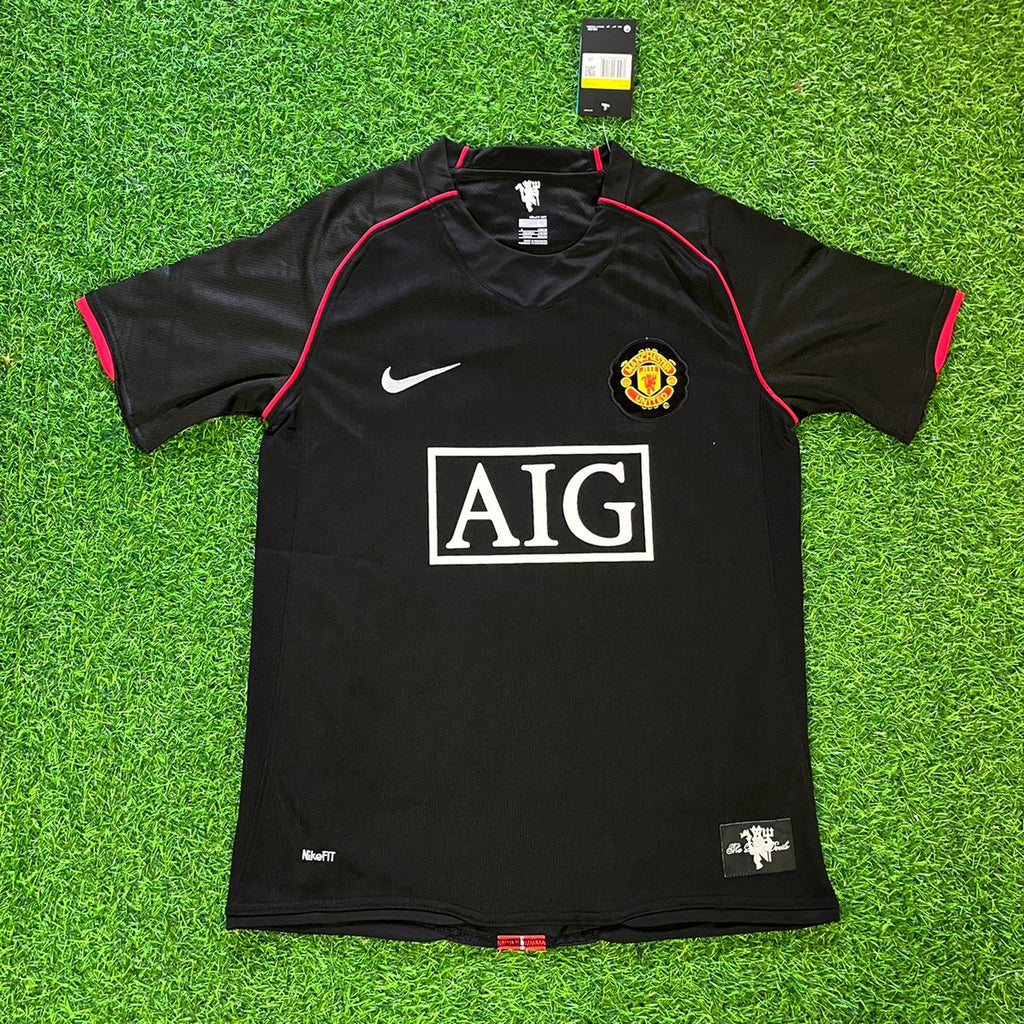 Cristiano Ronaldo Manchester United 2007-2008 Black Retro Jersey – Front View