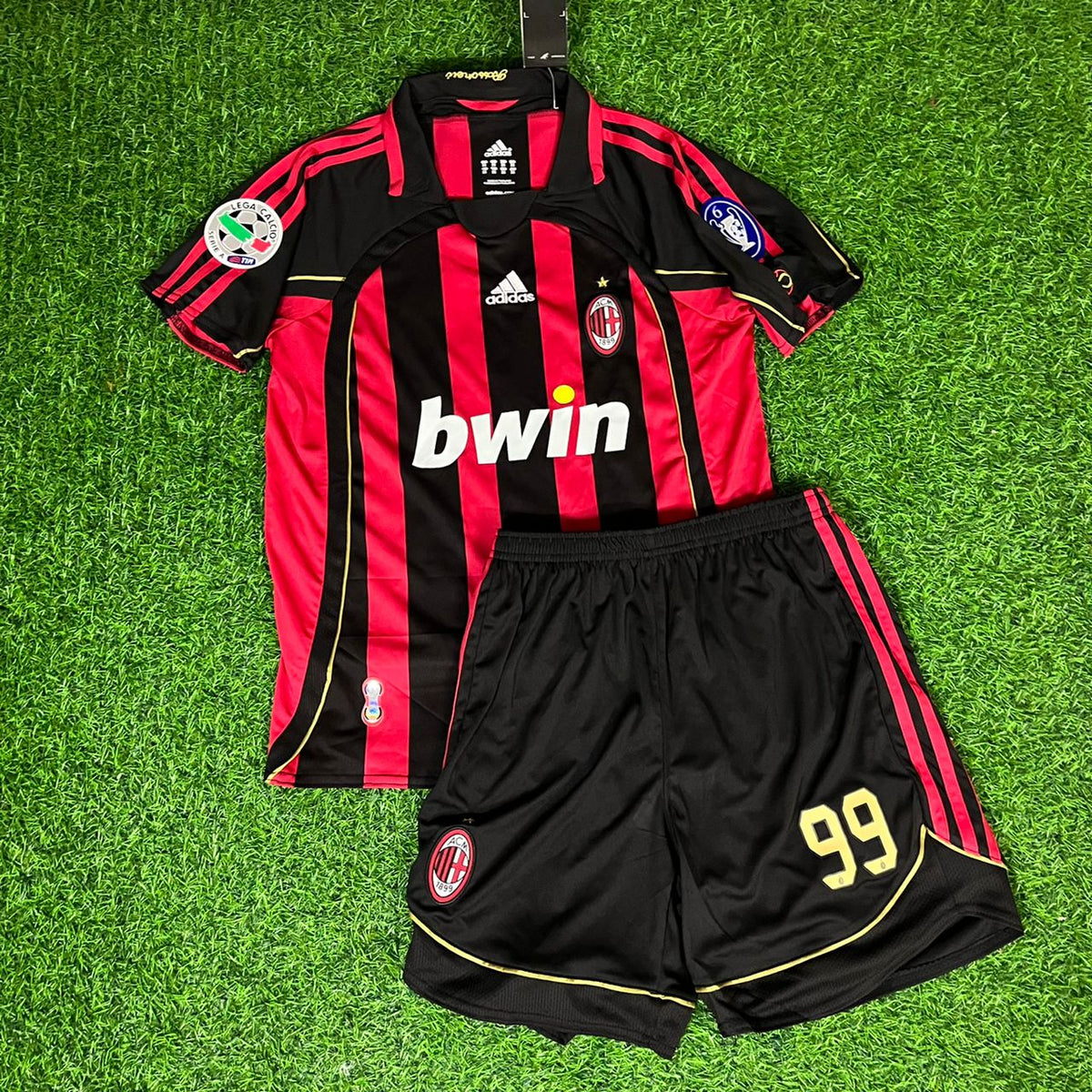 2007 Ronaldo Nazario R9 El Fenomeno AC Milan Kids Children Home Retro Football Jersey – Front View