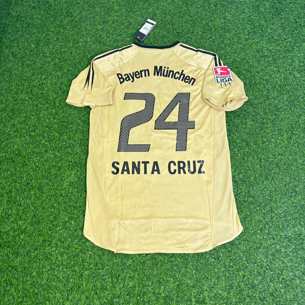 Roque Santa Cruz Bayern München 2004/05 Retro Golden Set – Back View