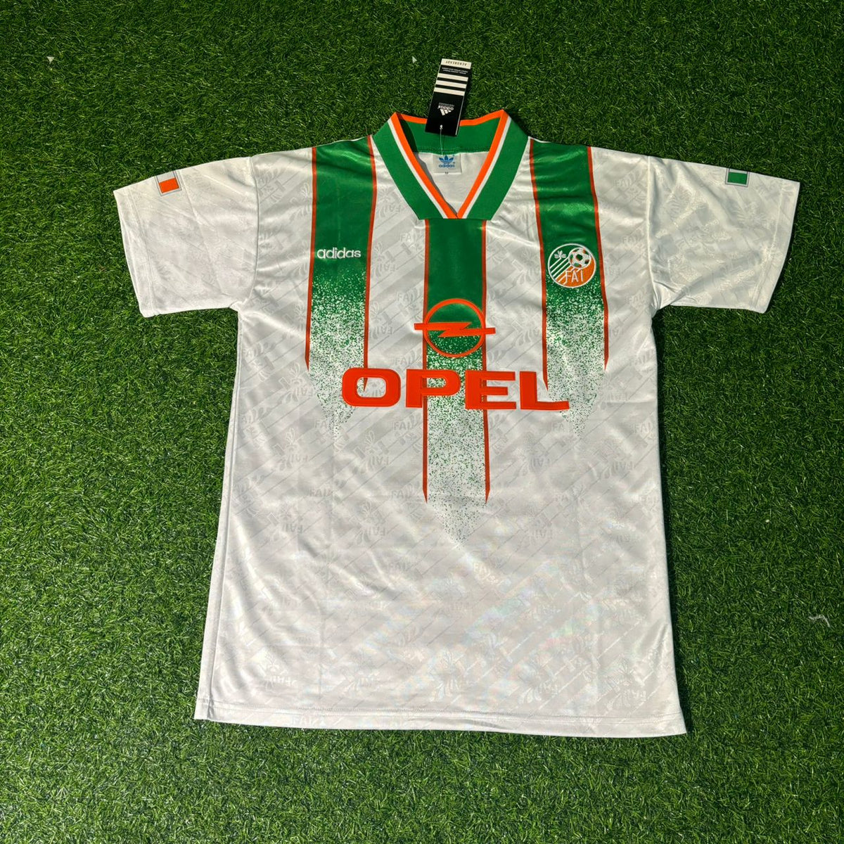 Ireland 1994 Season Away Retro Football Jersey – Paul McGrath – Front View