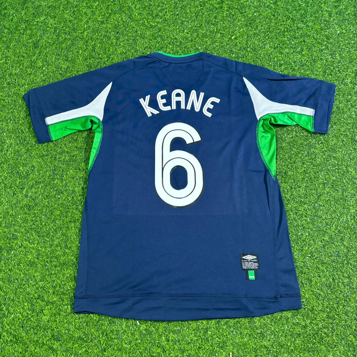 2002 Ireland World Cup Roy Keane Retro Football Jersey – Back View