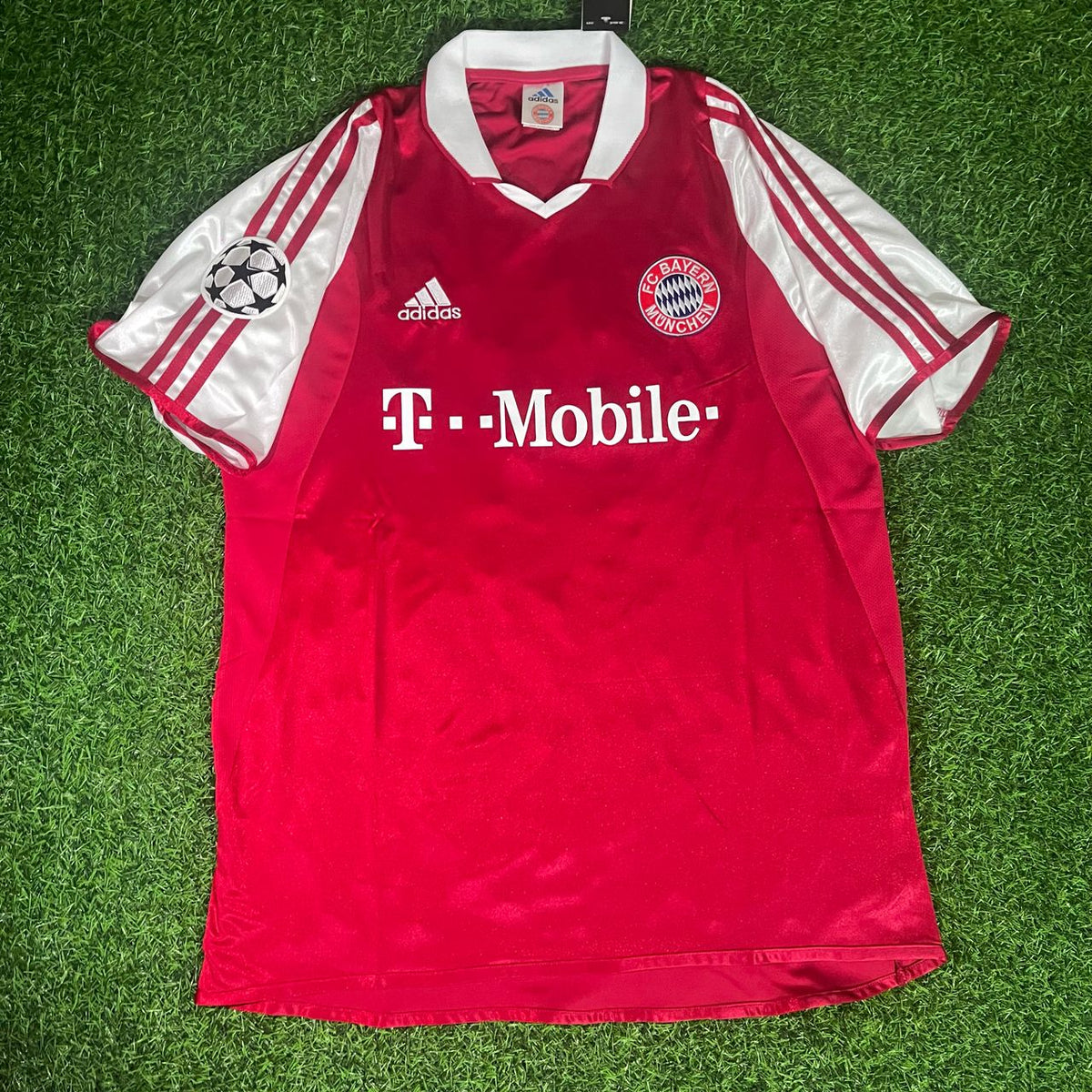 Bayern Munich 2003 2004 Retro Jersey Jersey – Willy Sagnol 2 FC – Front View