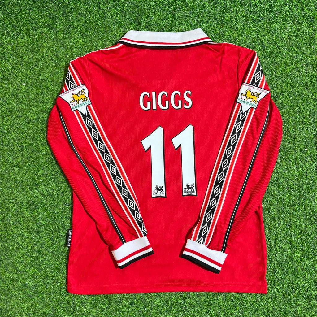 Ryan Giggs 11 - Manchester United 1999 Red Long Sleeve Kit Jersey – Back View