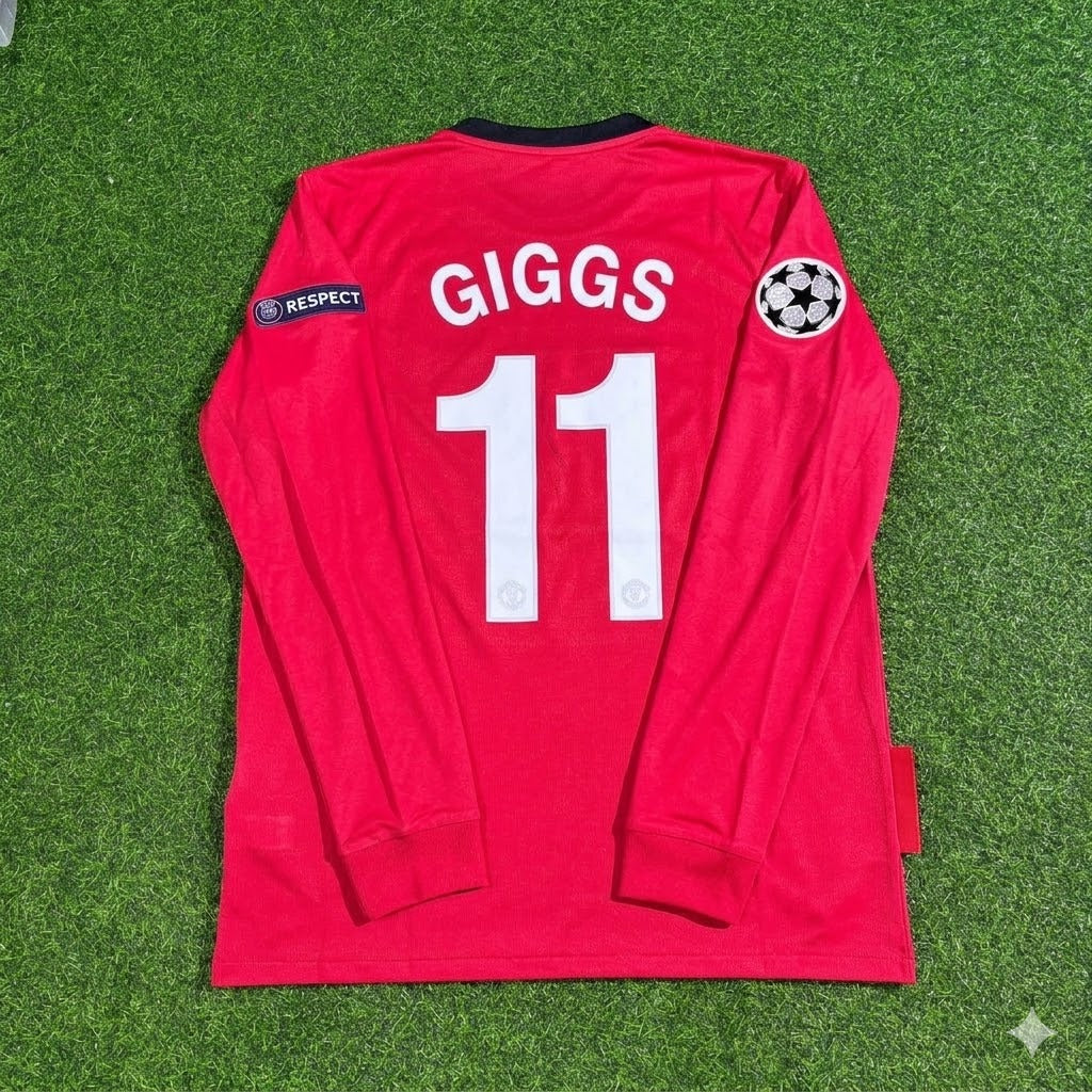 2009/10 Ryan Giggs #11 Manchester United Retro Long Sleeve Football Jersey – Back View