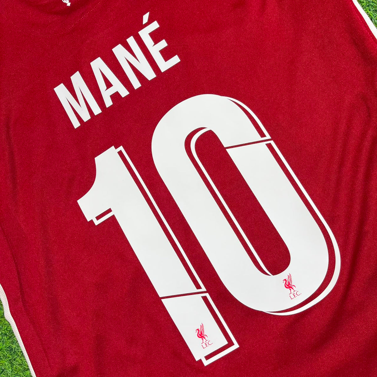 Liverpool 2019 2020 Home Retro Football Jersey – Sadio Mané 10# – Detailed View