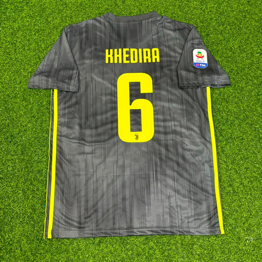 Juventus 2017-2018 Retro Home Football Jersey – Sami Khedira #6 – Back View