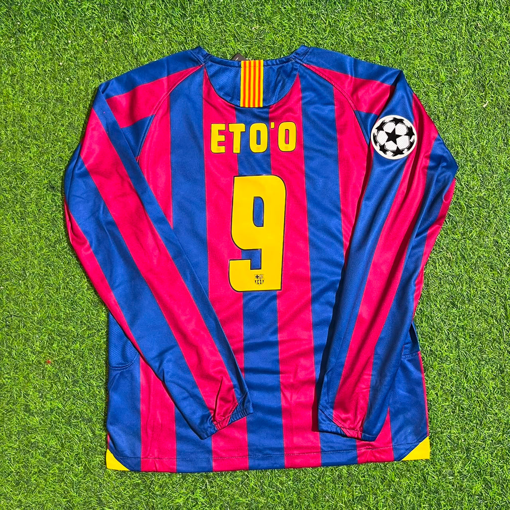 Samuel Eto'o Barcelona 2005-2006 Long Sleeve Kids Retro Football Jersey – Back View