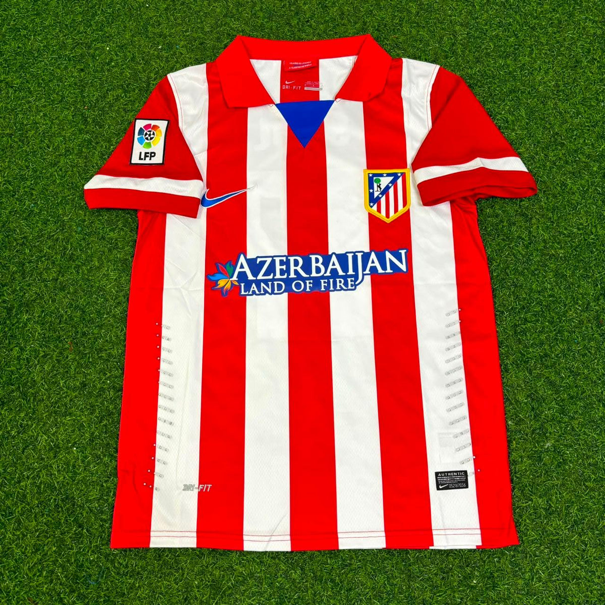 Atlético Madrid Home 2014/15 Retro Kit Jersey – Saul Niguez 17 – Front View