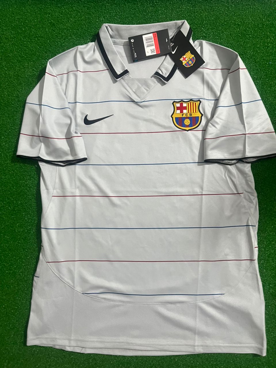 Javier Saviola #7 - Barcelona 2004/2005 Retro Jersey – Front View