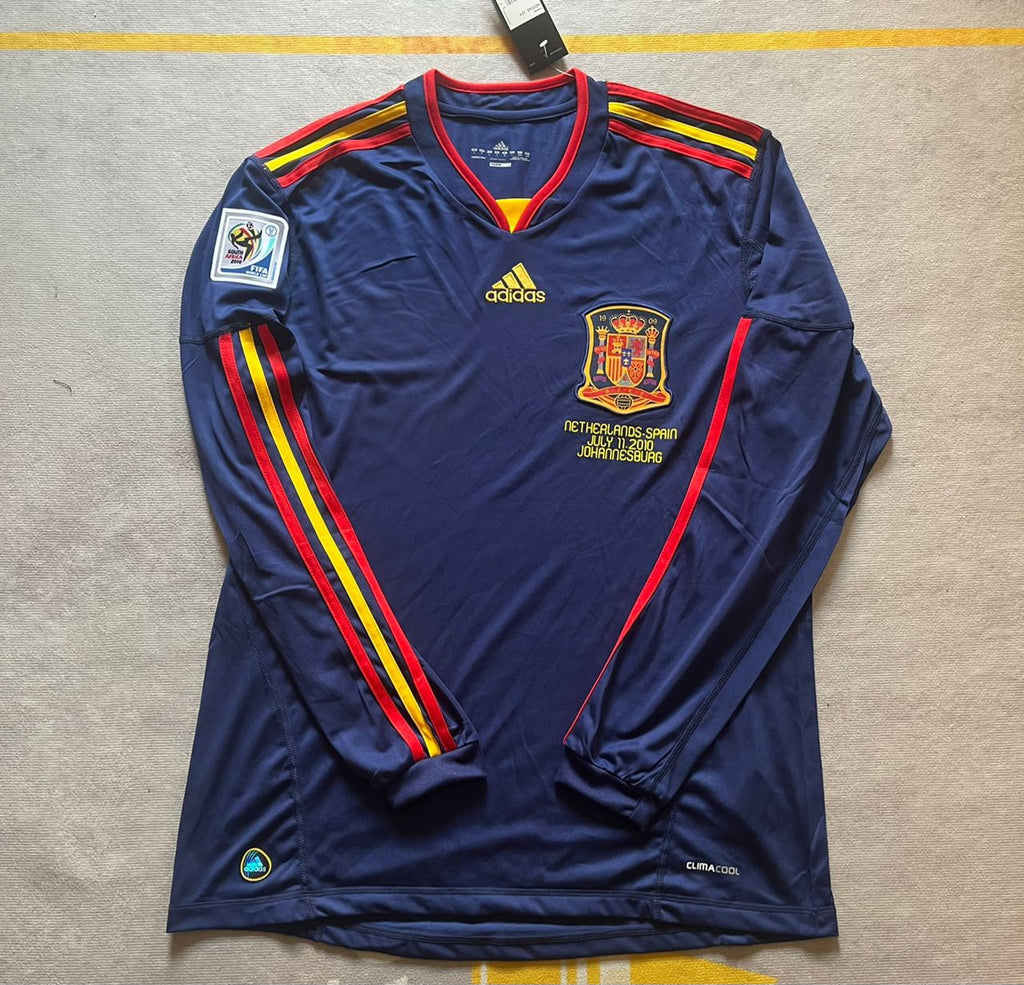 2010 Spain World Cup Gerard Pique - Final Retro Football Jersey – Front View
