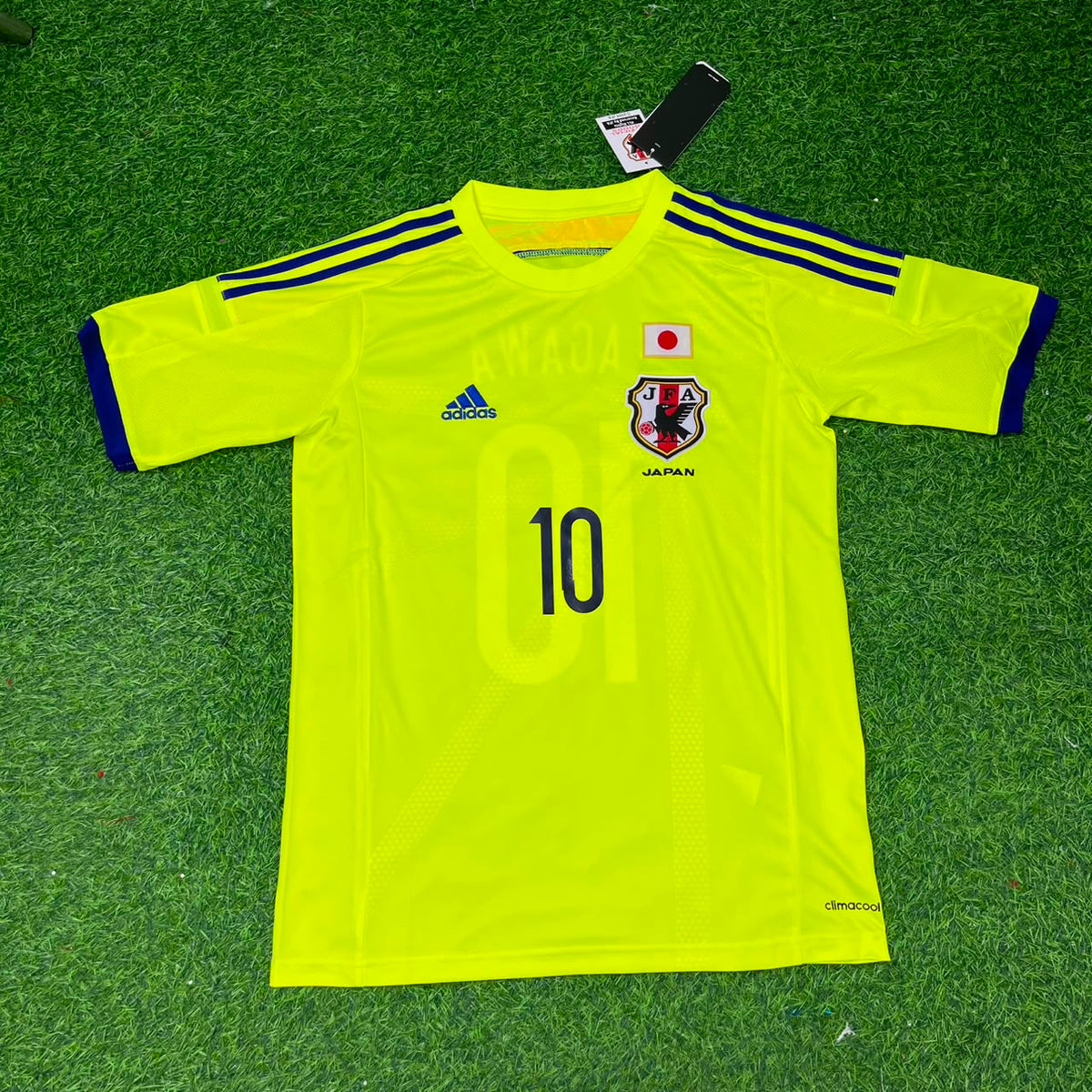Shinji Kagawa Japan 2014 World Cup Yellow Away Retro Jersey – Front View