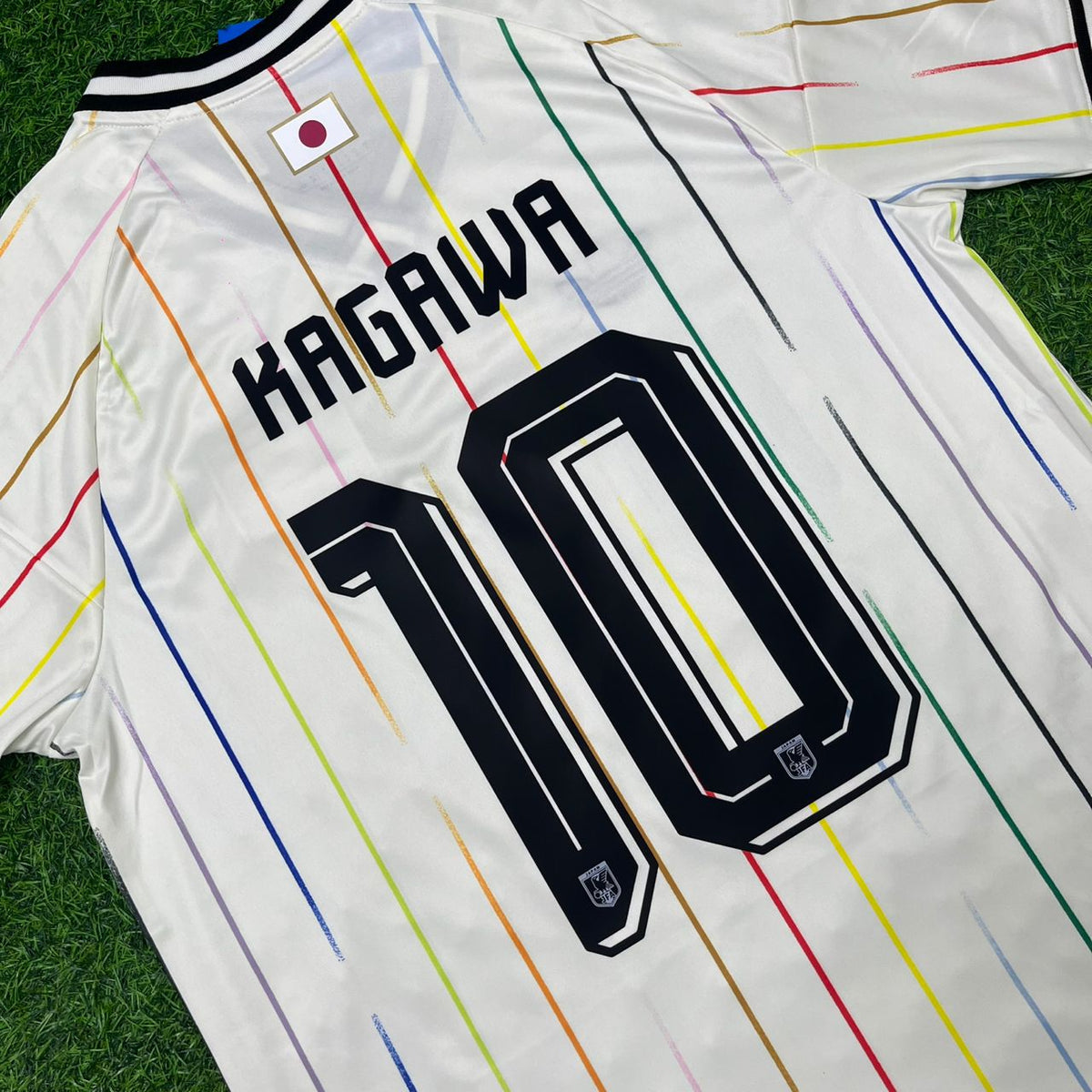 Shinji Kagawa Japan Away White Football Jersey – Front View