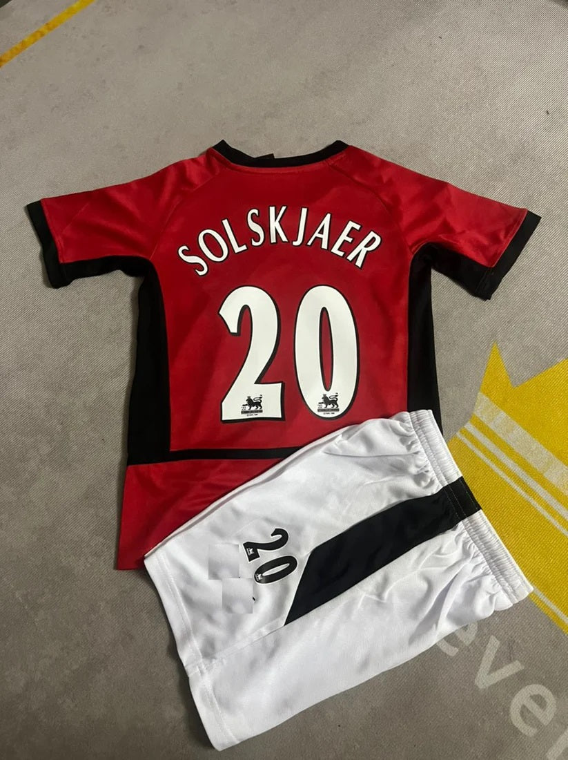 Ole Gunnar Solskjaer Manchester United Retro Kids Children Home Jersey – Back View