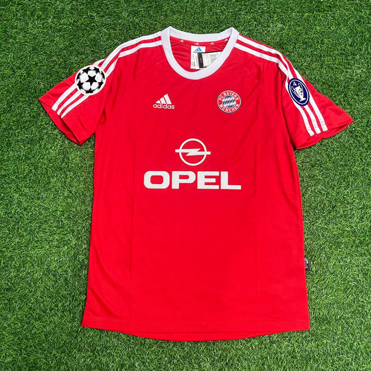 Stefan Effenberg FC Bayern Munich 2000-2001 Retro Jersey | Kit | – Front View