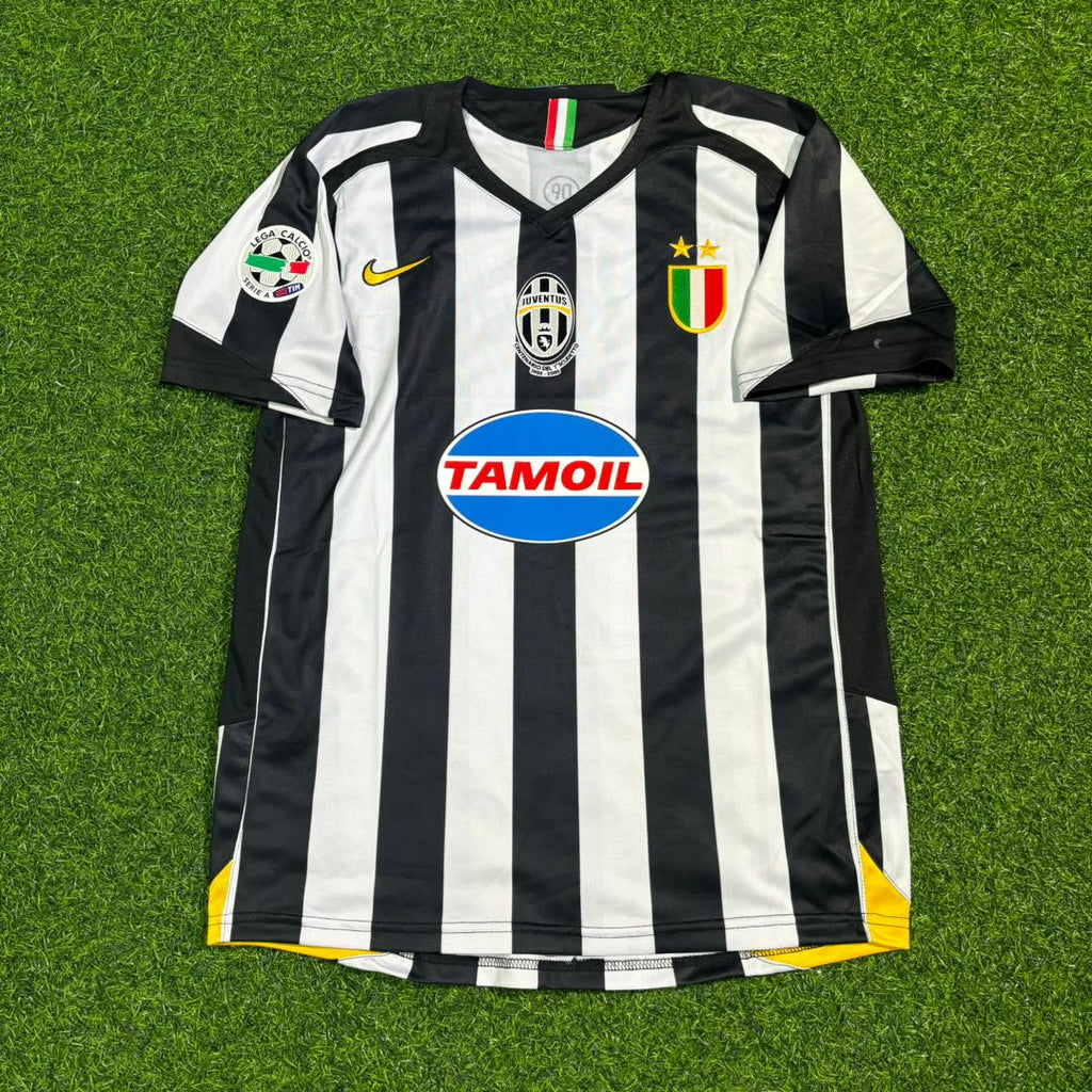 Juventus 2005-2006 Retro Jersey | Kit | | – Stephen Appiah – Front View