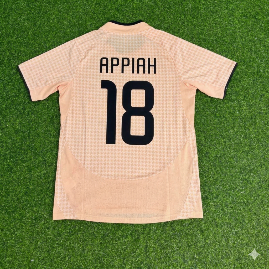 Juventus 2003/2004 Away Retro Football Jersey – Stephen Appiah 18 – Back View