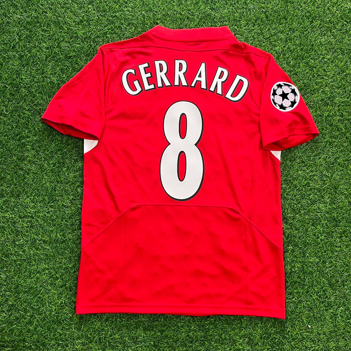 Steven Gerrard 8 – Liverpool 2005 Champions League Final Red Retro Jersey – Back View
