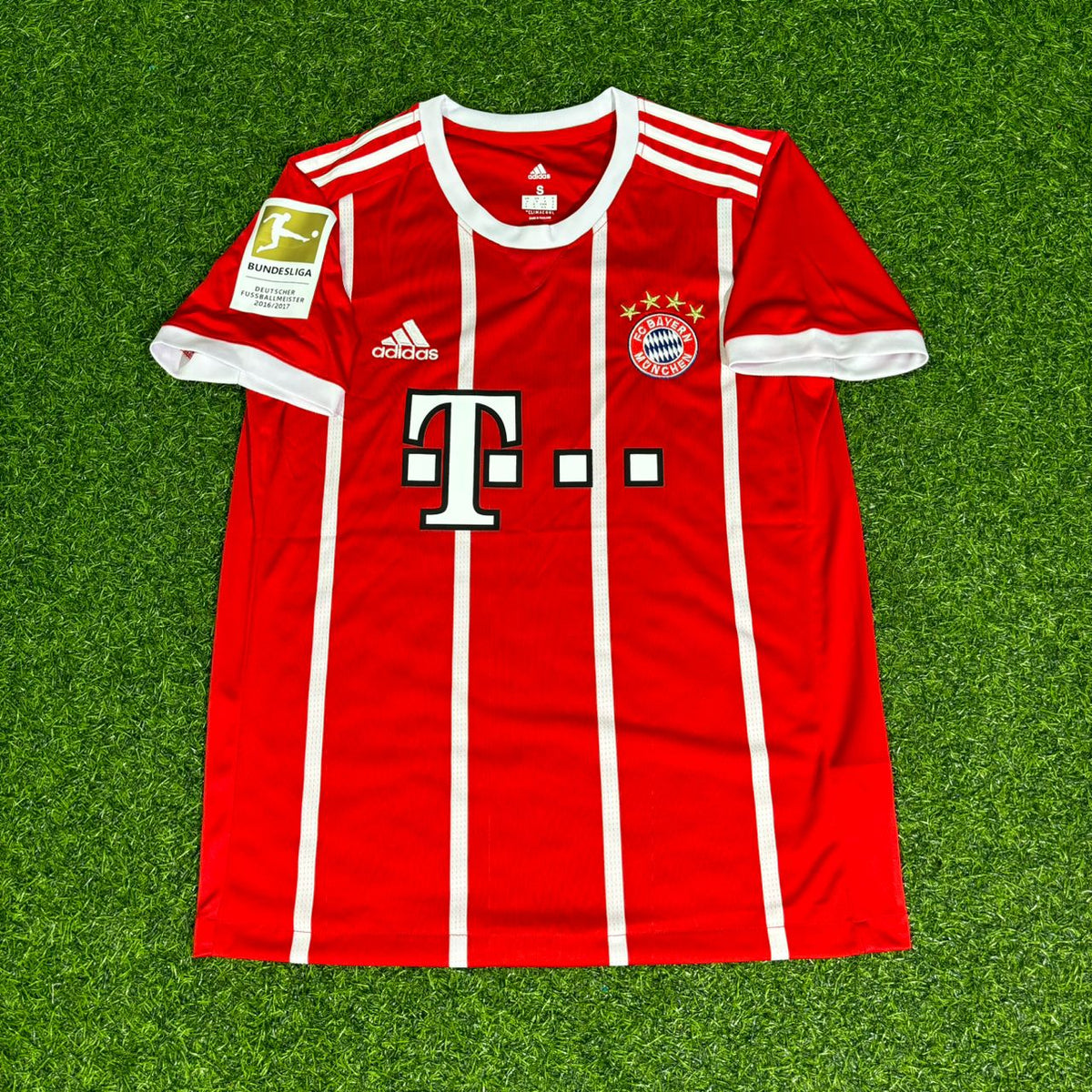 Bayern Munich 2017-2018 Retro Home Jersey – Thiago Alcantara – Front View