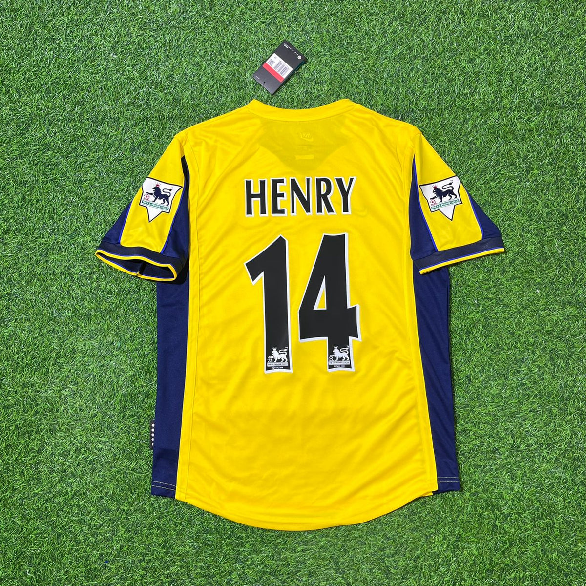 Thierry Henry - Arsenal 2000 Retro Jersey – Back View