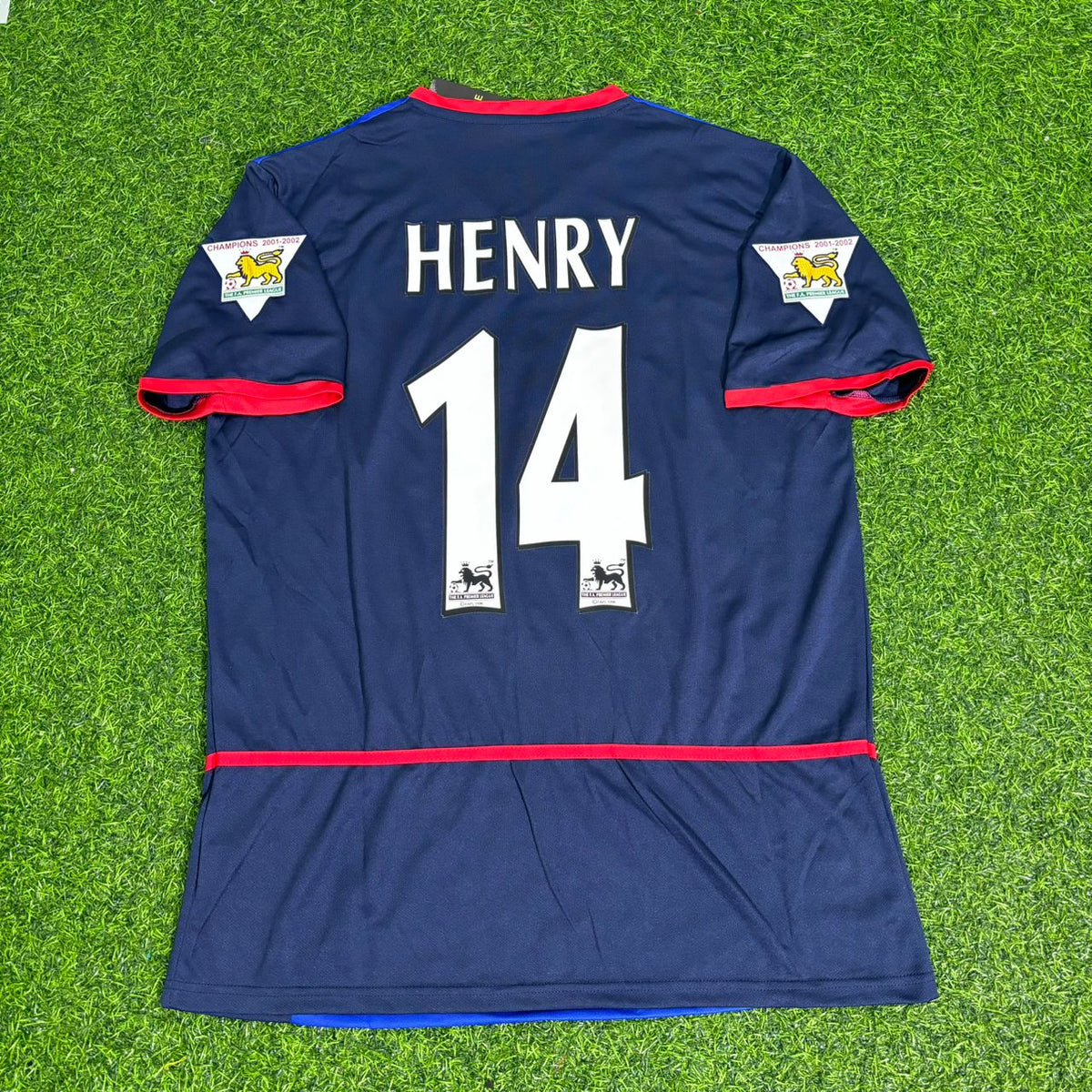 2002/04 Thierry Henry 14- Arsenal Black Blue o2 Retro Football Jersey – Back View